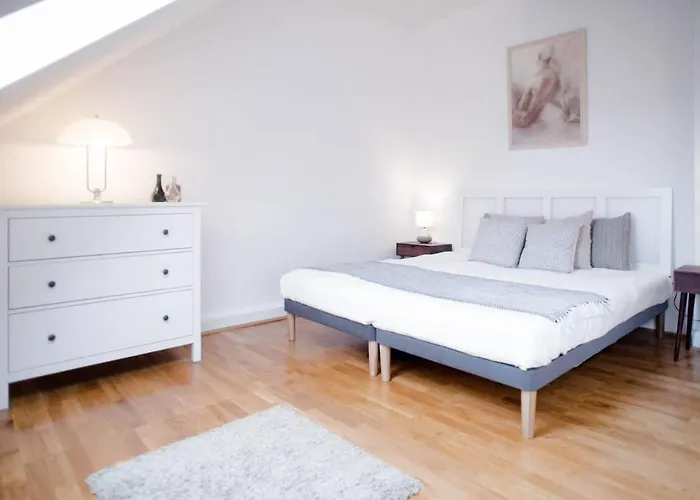 Stylish And Comfy Apartment For 6 Guests