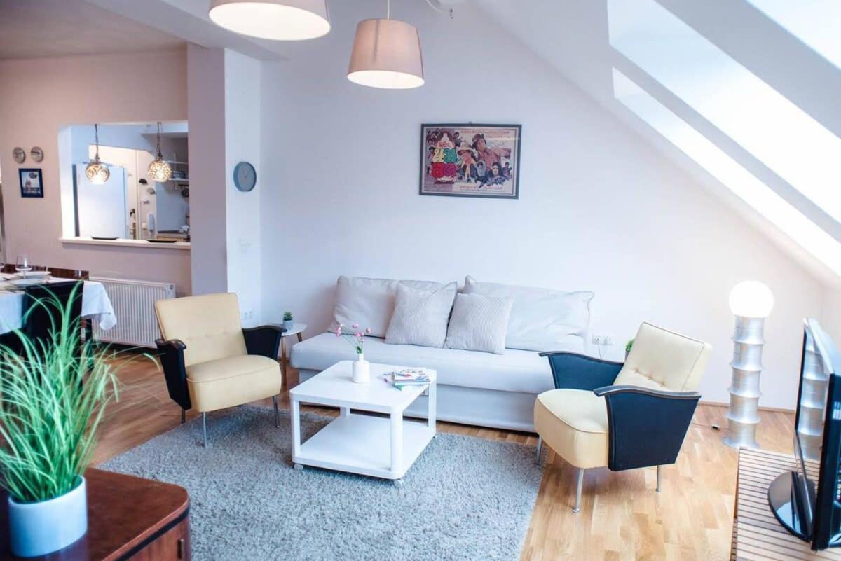 Apartmán Stylish And Comfy For 6 Guests *
